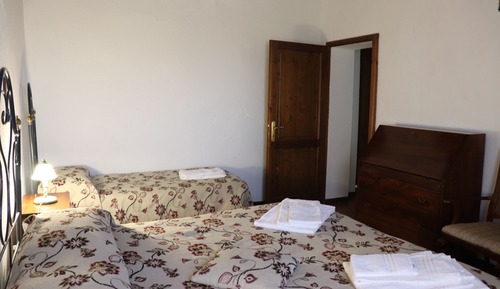 Apartamento familiar, 2 habitaciones, chimenea, vistas al valle