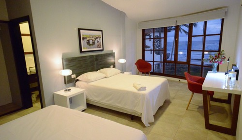 Habitación triple superior, vistas al mar