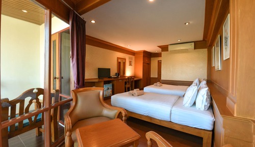 Habitación Grand con 1 cama doble o 2 individuales, 1 habitación, vistas parciales al mar