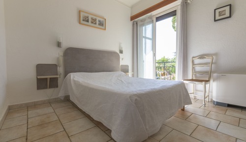 Habitación Confort doble, vistas al jardín