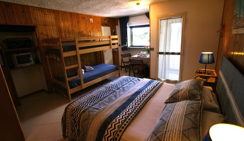 Habitación cuádruple clásica, 1 habitación, frigorífico, planta baja