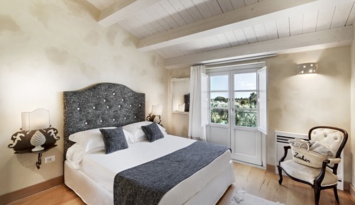 Habitación estándar con 1 cama doble o 2 individuales