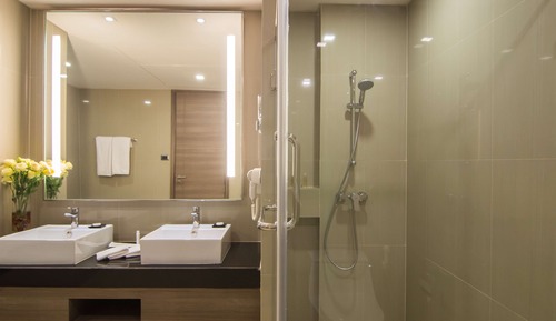 Suite, varias camas, no fumadores, vistas a la ciudad