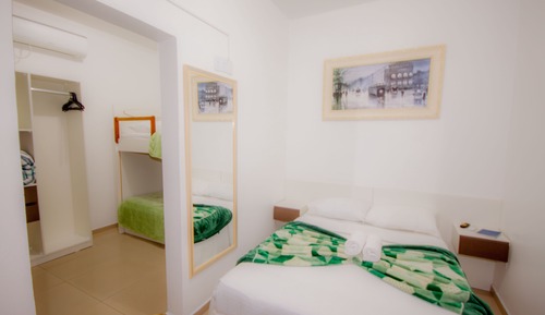 Habitación triple económica