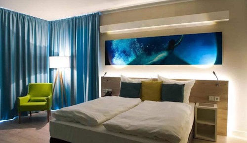 Habitación doble, vistas parciales al mar