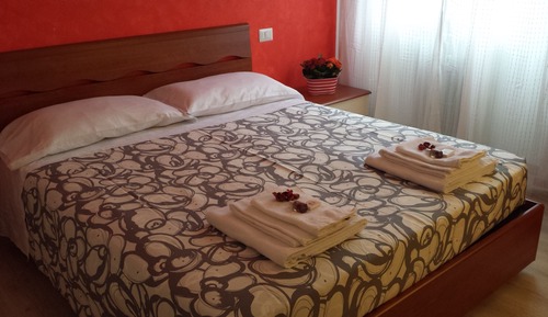 Habitación triple, baño privado