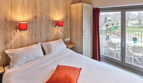 Spacious Family suite | 4 adults - 3 kids