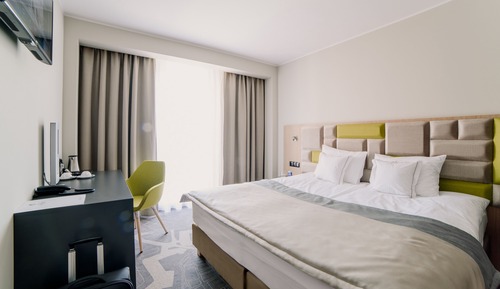 Habitación triple clásica, 1 cama doble con sofá cama