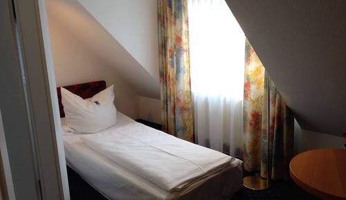 Habitación triple (Double room with 1 extra bed)