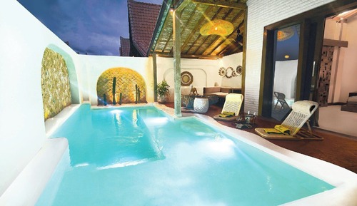 Honeymoon Private Pool Villa and Spa