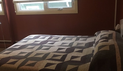 Habitación básica doble, 1 cama doble, baño compartido