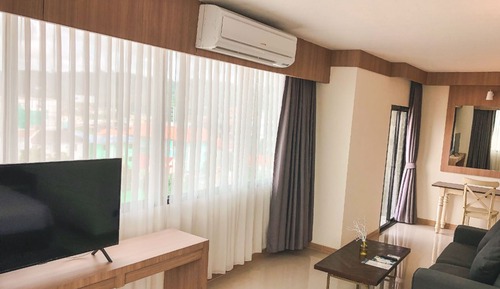 Junior Suite - Free Airport Shuttle