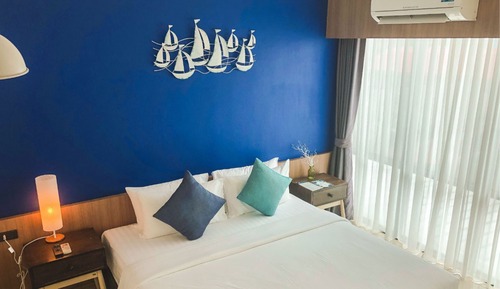 Standard Double Room - Free Airport Shuttle