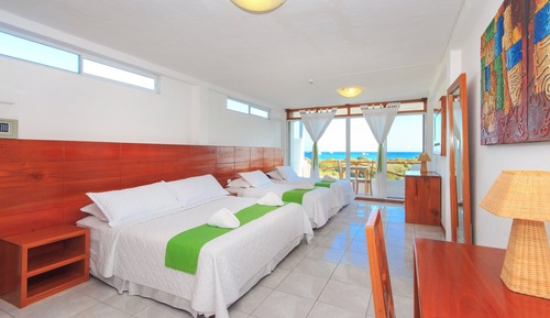 Habitación cuádruple Premium, balcón, vistas al mar