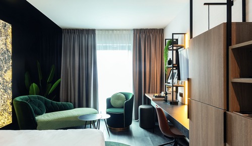Prestige Room