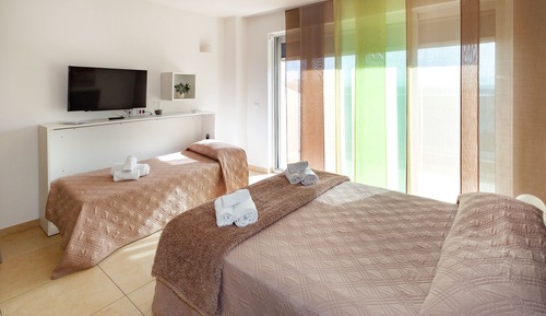 Habitación triple clásica