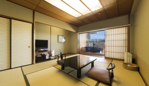 Habitación tradicional, no fumadores, vistas al río (Japanese Style, Open-air Bath)