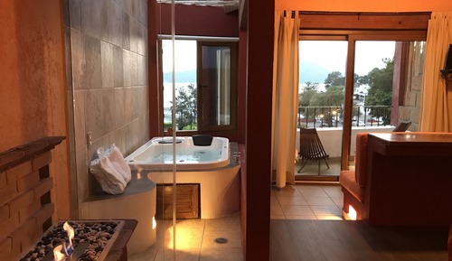 Suite Premier, 1 cama de matrimonio, bañera de hidromasaje, vistas al lago