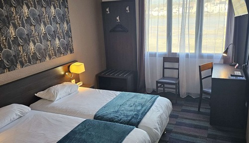Habitación clásica con 2 camas individuales