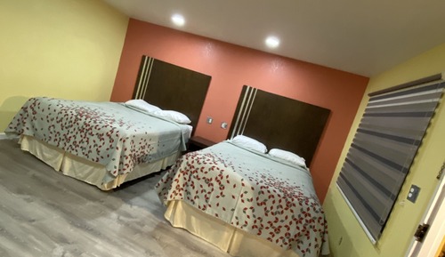 Habitación estándar, 2 camas de matrimonio, no fumadores
