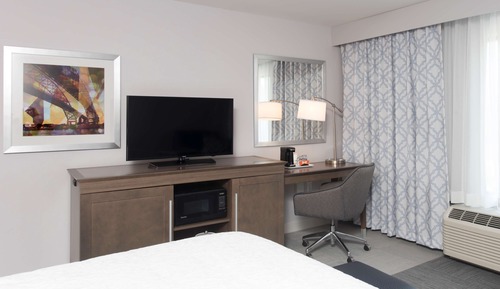 Habitación, 1 cama de matrimonio grande con sofá cama, accesible para personas con discapacidad