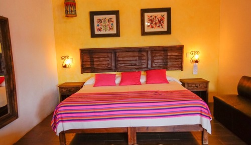 Junior Room, Terrace, Hill View