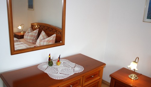 Apartamento Confort, balcón, vistas al jardín (Erdgeschoss)
