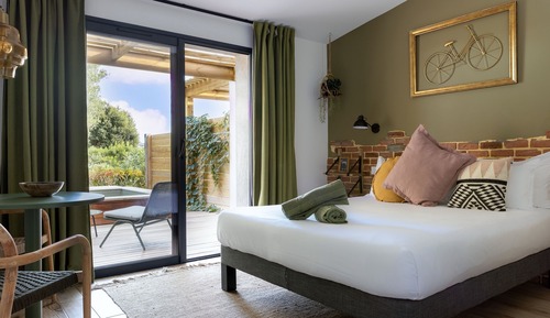 Habitación doble, piscina privada, vistas al jardín