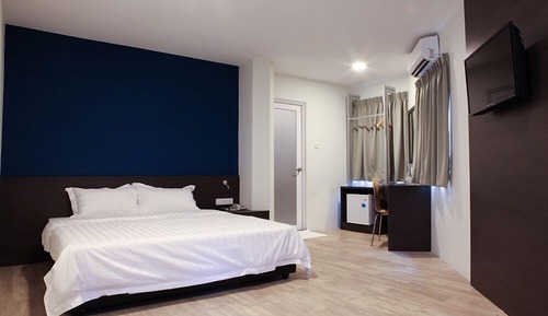 Habitación Deluxe, 1 cama de matrimonio grande (Window room subject to availability)