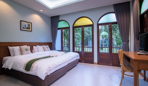 Habitación Deluxe doble, 1 cama de matrimonio grande, frigorífico, vistas al jardín