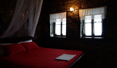 Habitación tradicional doble, 1 cama doble con sofá cama, chimenea, vistas a la montaña