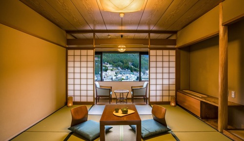 Habitación estándar, no fumadores (Japanese Style 5-pax with bath)