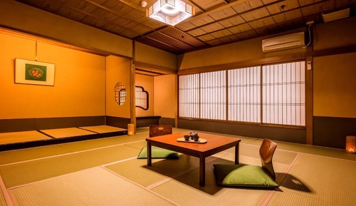 Habitación superior, no fumadores (Japanese-style with 2 rooms and bath)