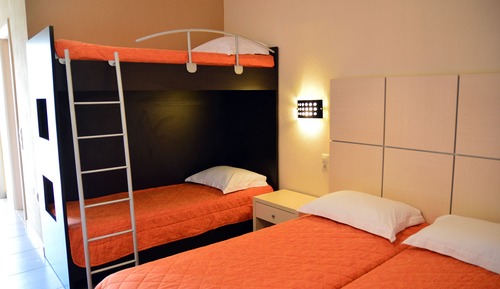 Habitación cuádruple estándar