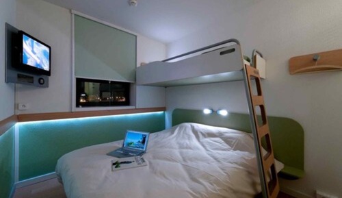 Habitación doble, varias camas