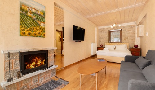 Chalet junior (Athina)