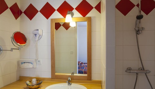 Habitación Confort con 2 camas individuales