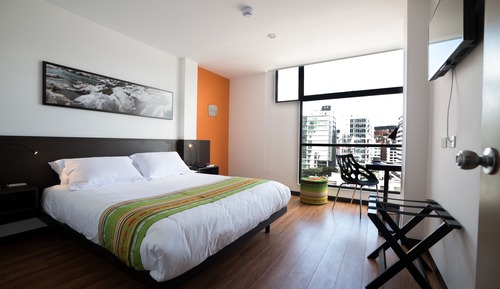 Suite estándar, 2 habitaciones, cocina básica, vistas a la ciudad