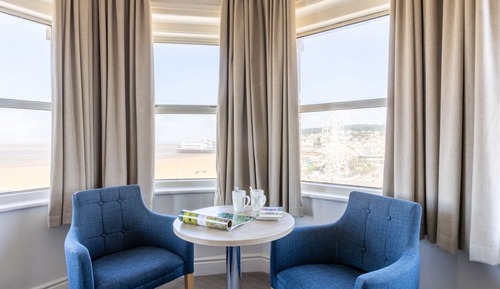 Habitación doble superior (with Sea View)