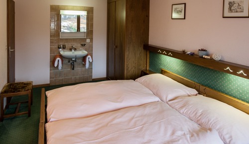 Apartamento estándar, 3 habitaciones, vistas a la montaña, en la zona del jardín (((4)))