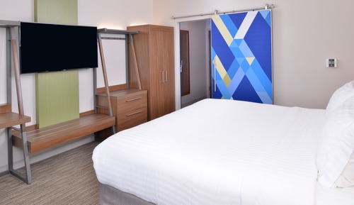 Suite, 1 cama de matrimonio grande, accesible para personas con discapacidad (Communications)