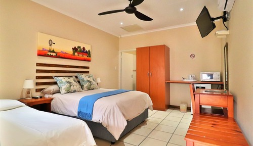 Habitación con 2 camas individuales
