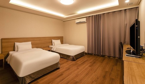 Business Twin Room