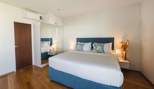 One Bedroom Mountain View Suite