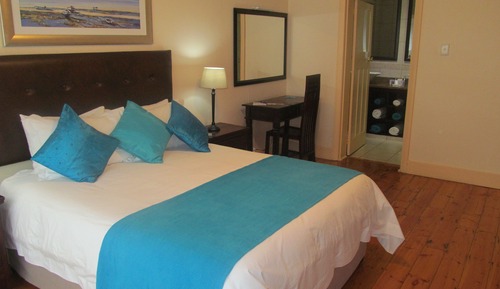Standard Double Room, No View (3)