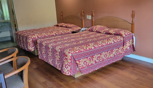 Habitación estándar, 2 camas de matrimonio, fumadores
