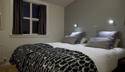 Habitación estándar con 1 cama doble o 2 individuales, 1 cama doble o 2 individuales, baño privado