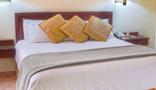 Suite junior, 1 cama de matrimonio grande, vistas a la ciudad