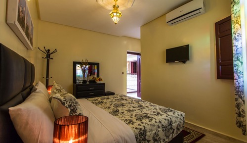 Habitación estándar con 1 cama doble o 2 individuales