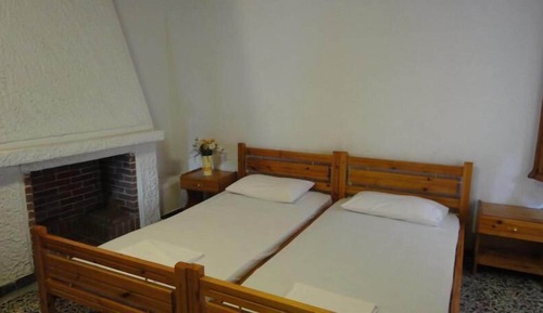 Estudio, terraza (for 3)